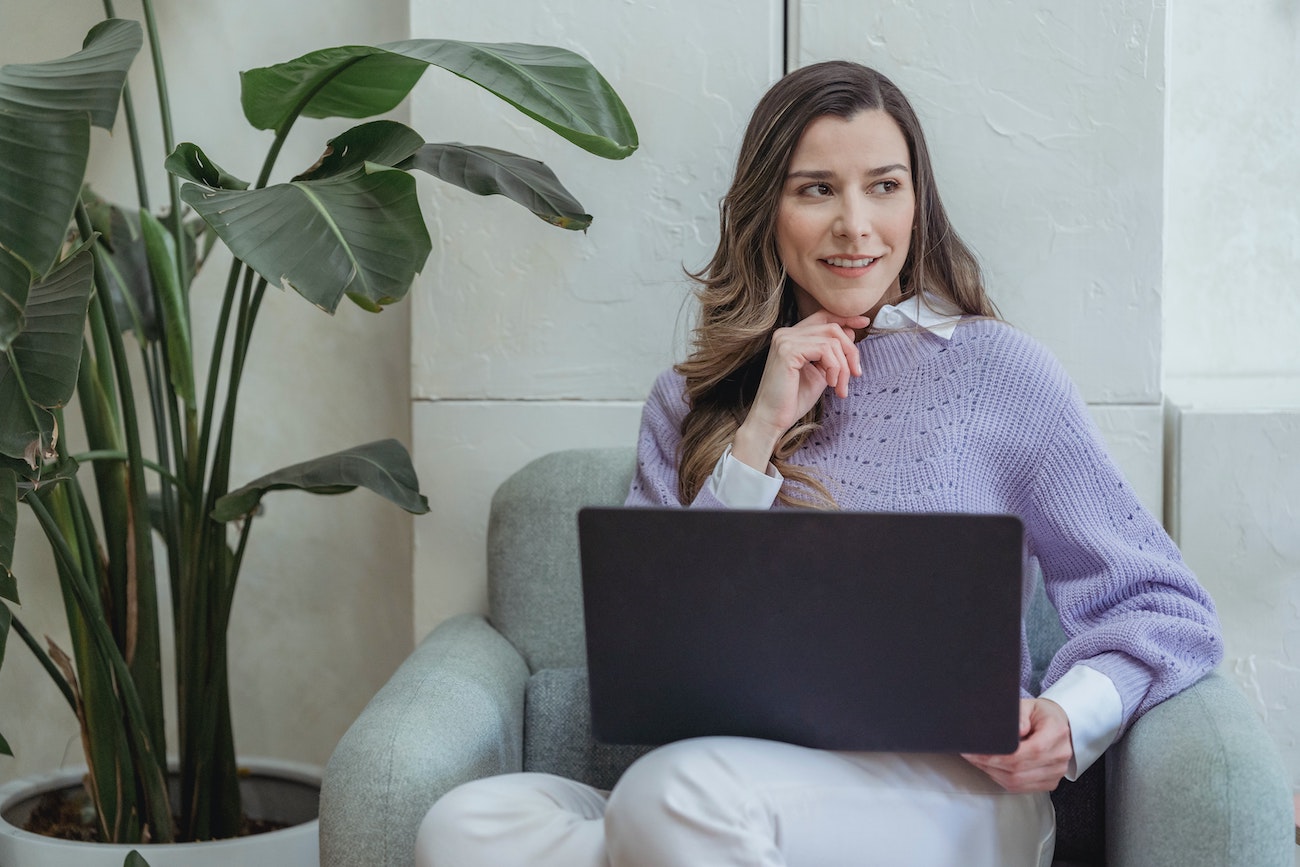 employee working on laptop