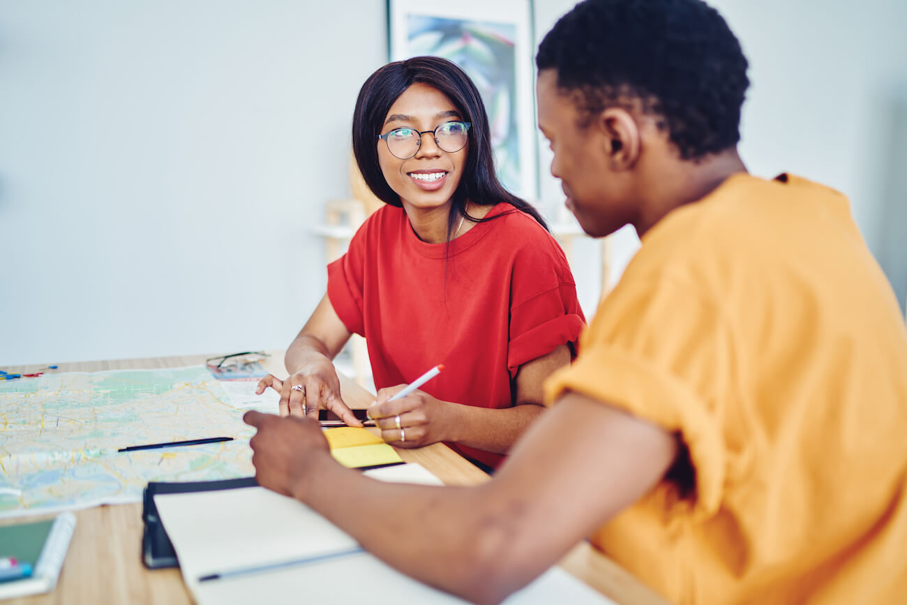 manager shares agenda for one on one meeting with staff